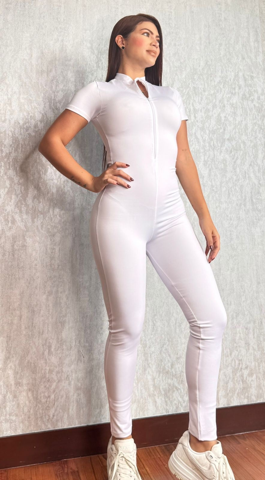 ENTERIZO MANGA CORTA CIERRE 3721-2